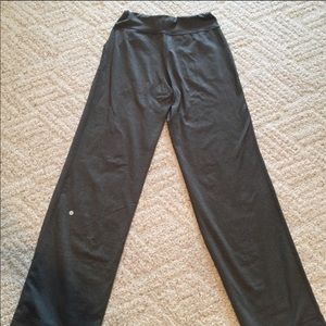 Lululemon yoga pants